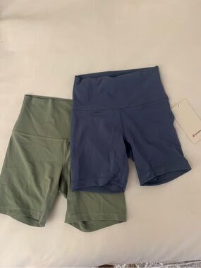 2 lululemon athletica Mid-Rise Bike Shorts in Slate Blue & Sage
